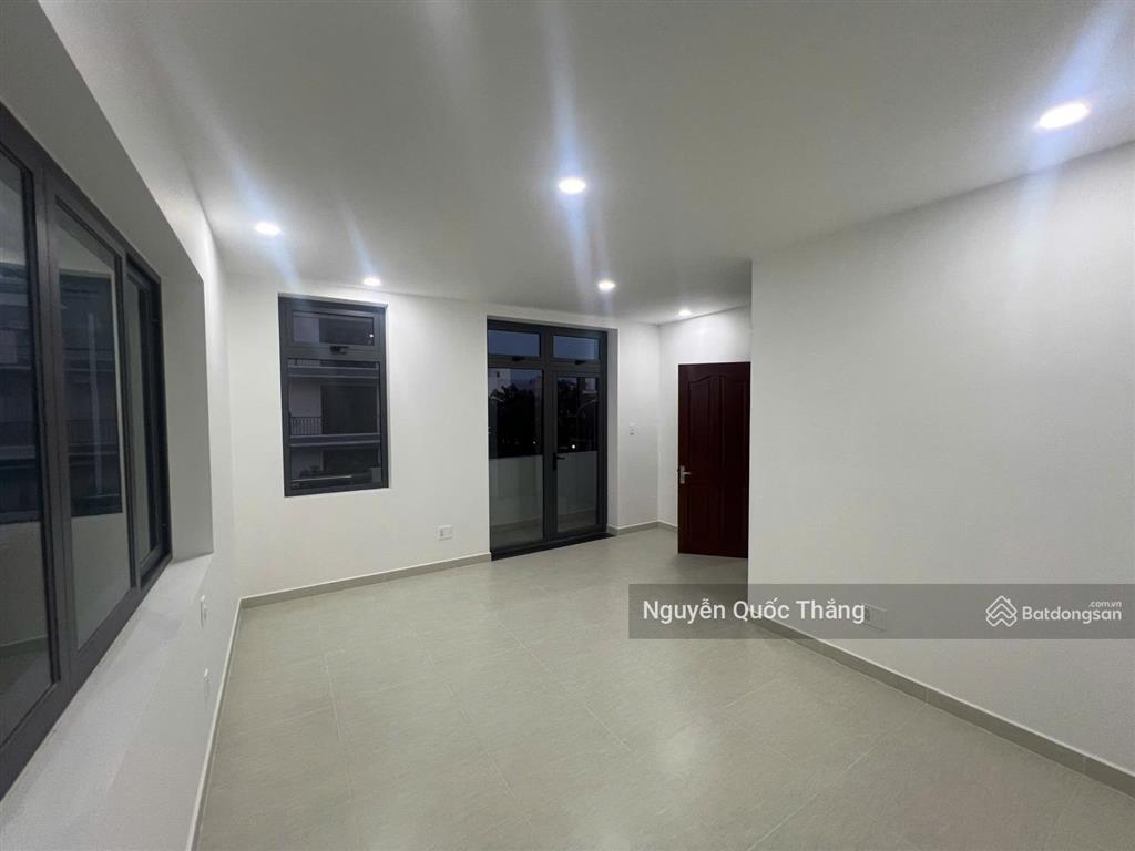 Căn góc 2 mặt tiền vạn phúc city 8x20m, thuận tiện kinh doanh gần trường emassi, khu sầm uất mới