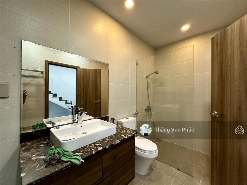 Chủ bán căn nhà full nội thất vạn phúc city, có thang máy nhà mới đẹp 100%, chủ giảm 2 tỷ