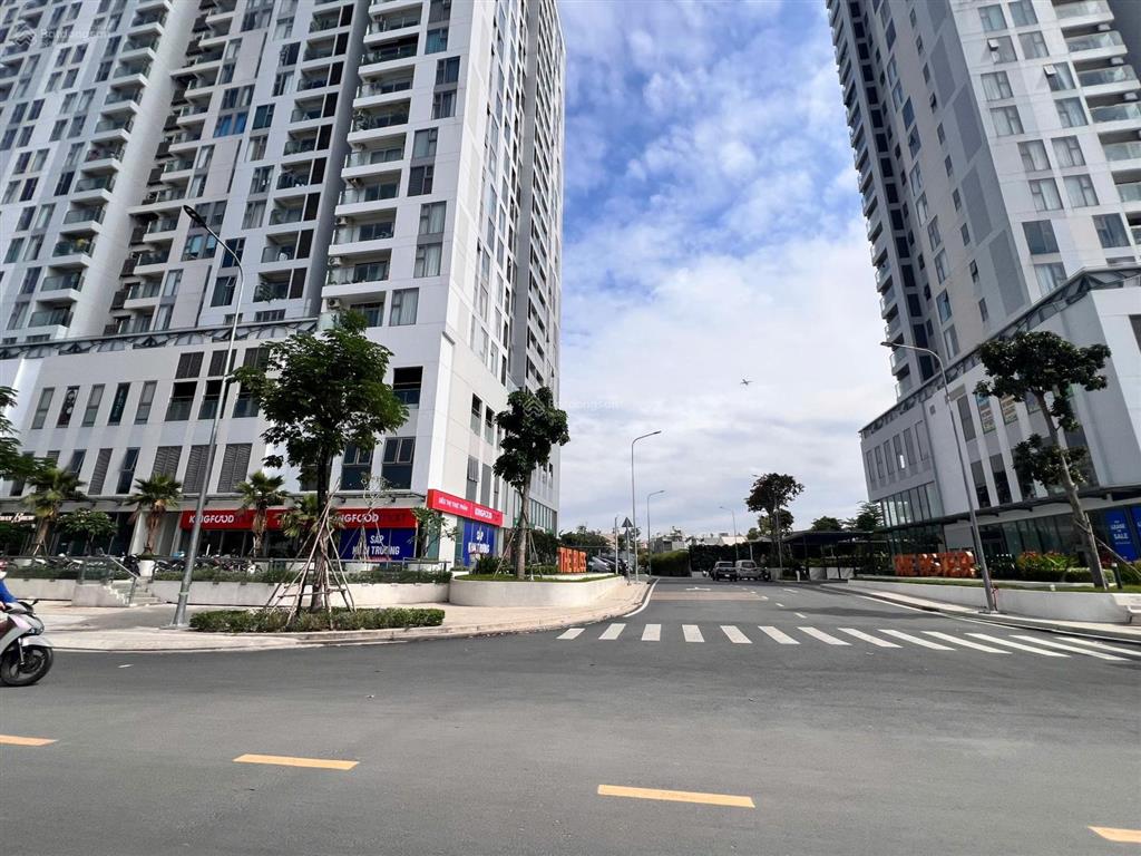 Căn shophouse urban green dt 200m2, kinh doanh buôn bán tốt, kingfood, satrafoo