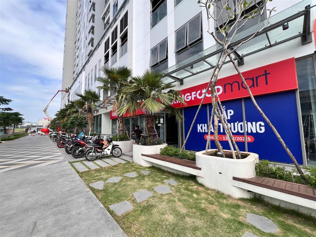 Căn shophouse urban green dt 200m2, kinh doanh buôn bán tốt, kingfood, satrafoo
