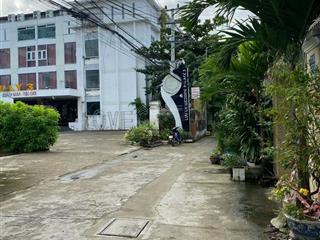 Cần bán đất hẻm nguyễn thị minh khai sát biển, diện tích 200m2 ngang 7m