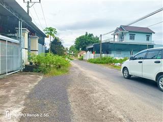 Bán nhà mặt tiền đường nhựa rộng 10m liên thông các hướng, bề ngang rộng. chỉ 1 tỷ 956tr/ 230m2