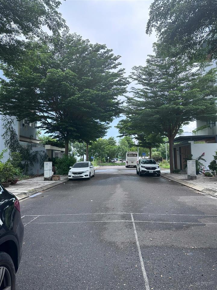 Chính chủ bán lô đất 48lk511 mỹ gia gói 5 nha trang  giá 5.6 tỷ 100m2 hướng tây nam