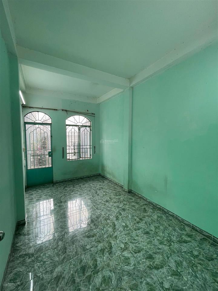 Bán nhà 3 tầng trung tâm tp nha trang  vị trí kinh doanh buôn bán  giá bán chỉ 6,7 tỷ