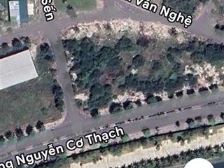 Hàng hiếm  chủ cần bán lô cặp view biển bến du thuyền quốc tế  vĩnh hoà. sổ hồng cá nhân