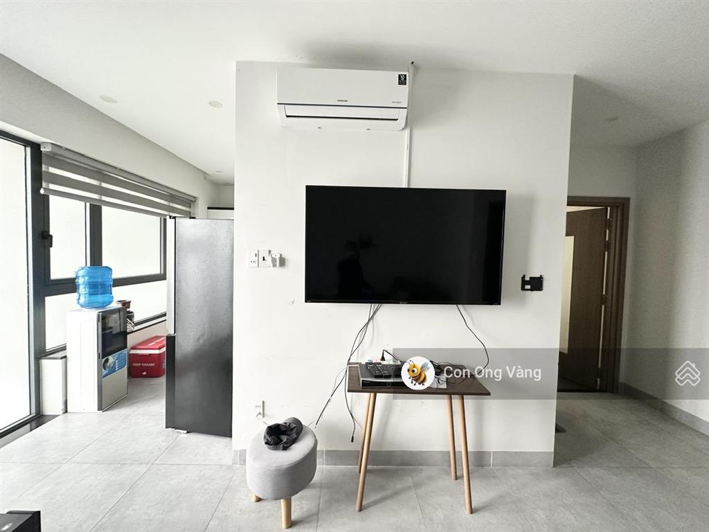 Cần bán nhà góc hà quang 2 nhà 4,5 tầng thiết kế đẹp, hiện đại, có thang máy