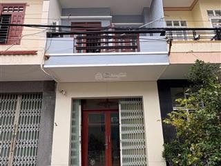 Bán nhà 2 tầng mặt tiền ngô lan chi  vĩnh hoà  bắc nha trang. 60m2 ngang 4m. giá chỉ 5.3 tỷ