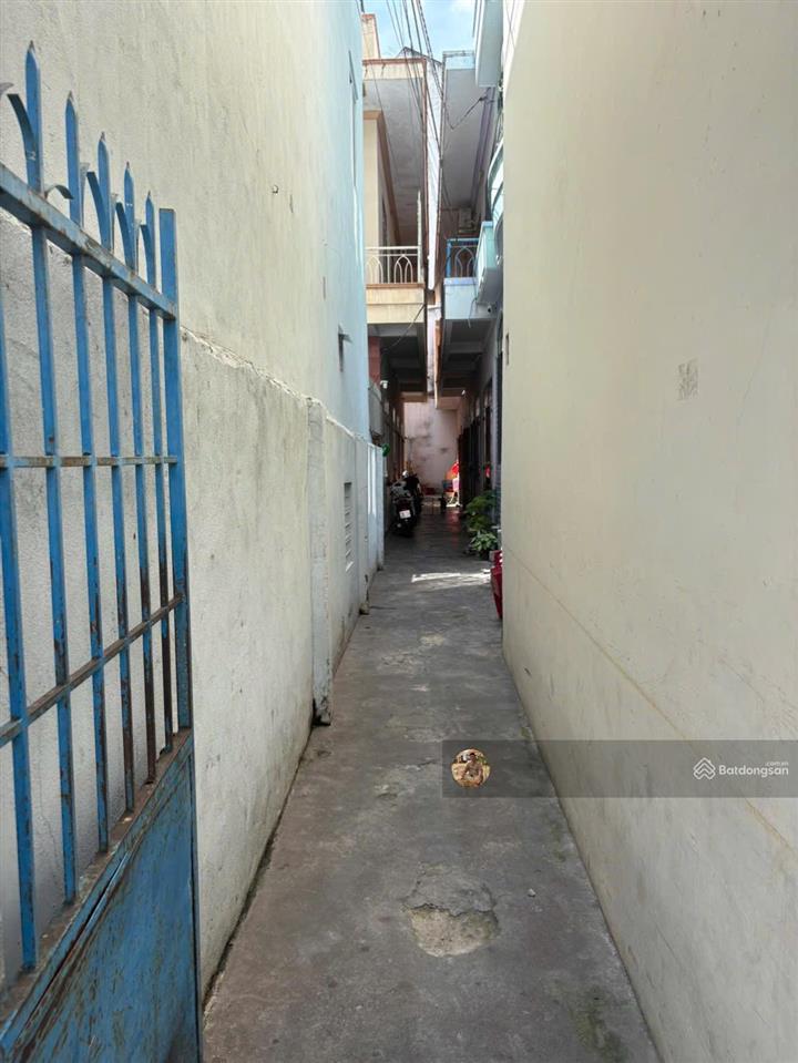 Hàng hiếm giá rẻ. chính chủ nhờ bán nhà góc mặt tiền yersin. p phương sài, nha trang. giá hạt dẻ