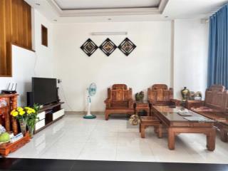 Chính chủ nhờ bán nhà 2 tầng đẹp  đường phú xương vĩnh hải( cũ) bắc nha trang, 180m2.giá 9.36 ty