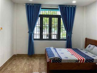 Bán nhà 3 tầng đẹp kđt lê hồng phong 2