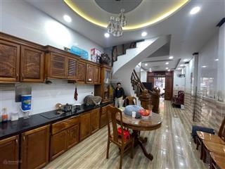 Bán nhà 3 tầng đẹp kđt lê hồng phong 2