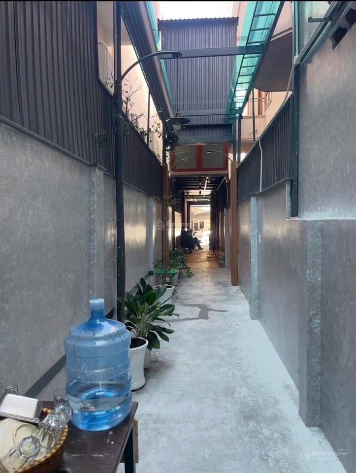 Bán nhà mặt tiền hoàng văn thụ đoạn 2 chiều, kinh doanh sầm uất vị trí vàng xây căn hộ cho thuê