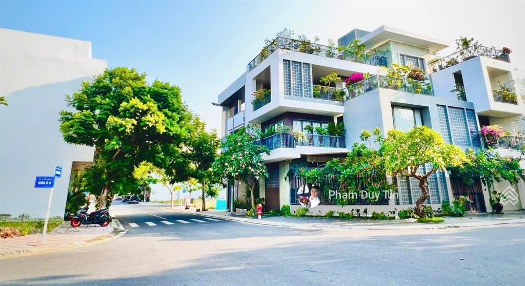 Cần bán những lô ngang từ 8m và lô góc kđt hà quang. giá rẻ cho khách đầu tư.  0934 082 ***