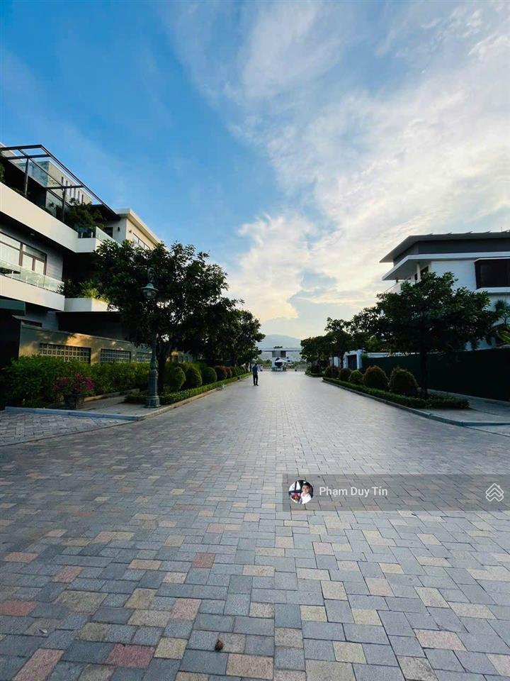 Chính chủ gửi bán lô đất mặt tiền đường vũ lăng (a3 cũ) vcn phước hải,  0934 082 ***