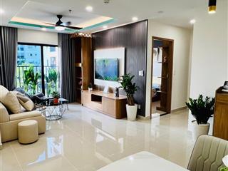 Bán căn hộ ct3 75m2 rất đẹp rộng rãi, full nội thất xịn thông minh, có sổ đỏ.