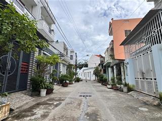 Chính chủ bán nhà cấp 4 có gác 80m2 (3pn) ở đường trường sơn hướng đn rộng 7m giá 5.6 tỷ còn bớt