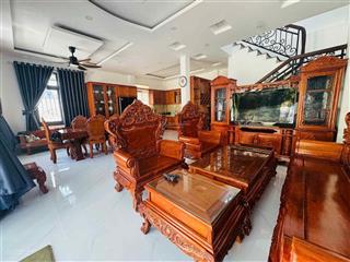 Bán căn nhà biệt thự sân vườn vĩnh điềm trung, vĩnh hiệp, nha trang full nội thất gỗ mới xịn