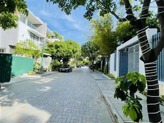 Bán lô biệt thự đường v1 khu đô thị vcn phước hải, nha trang nằm trong khu biệt lập bảo vệ an ninh