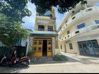 Chính chủ gửi bán nhà căn góc 3 tầng đường vũ xuân thiều, nha trang 84m2 khu dân cư đông, gần biển