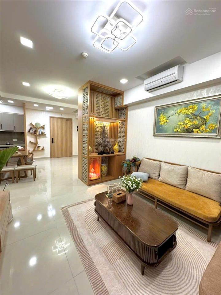 Căn hộ emerald 104m2, 3pn + 2wc, giá 5 tỷ 500, view nội khu công viên, nhà mới sạch đẹp