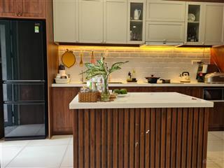 Bán emerald 74m2, giá 4,4 tỷ, 2pn 2wc, view công viên, full nội thất, hỗ trợ vay