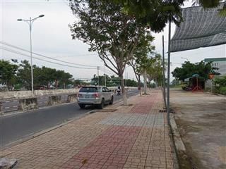 Bán lô đất mặt tiền đường nguyễn tất thành  tđc hòn rớ 2 tp nha trang