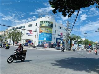 Bán nhà có thang máy, mặt tiền đường lê hồng phong, cạnh bên siêu thị coopmart  phước hải
