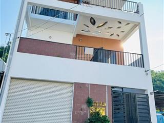 Bán căn villa đẹp sang trọng nằm trung khu tđc vĩnh thái ven sông tắc