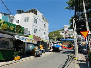 Bán lô đất gần bãi tắm hòn chồng mặt tiền đường cao văn bé ( ngang gần 10m, chỉ có 12 tỷ )