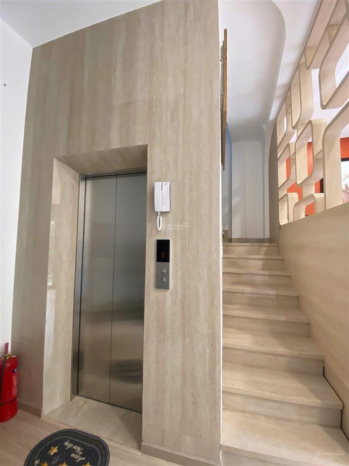 Chính chủ cần bán nhà thiết kế kiểu " homestay " có thang máy, mặt tiền đường phan như cẩn