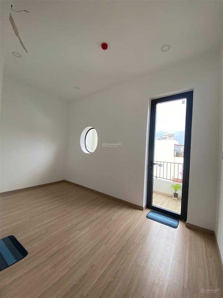 Chính chủ cần bán nhà thiết kế kiểu " homestay " có thang máy, mặt tiền đường phan như cẩn