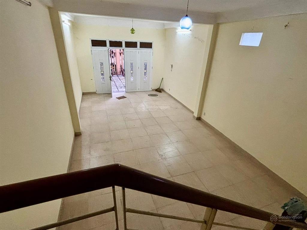 Bán đất có nhà giá bao tốt cách biển chỉ có 300m, mặt tiền đường phạm ngọc thạch  vĩnh hải