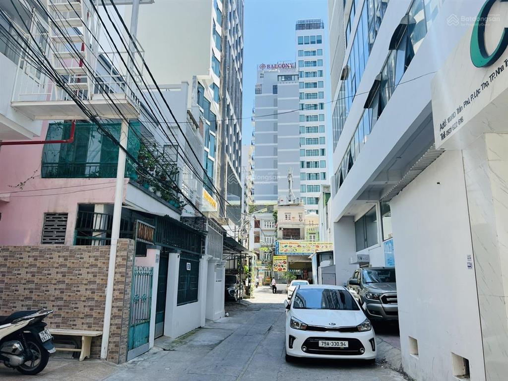 Cần bán lô góc giá tốt đầu tư thấp hơn thị trường, hẽm oto 100 trần phú  lộc thọ chỉ có 265tr/m2