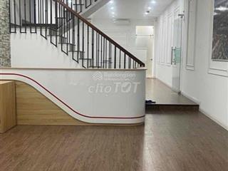 Nhà 4 tầng trục chính kinh doanh đường a2 văn tiến dũng, gần vp sungroup , đã có sổ hồng