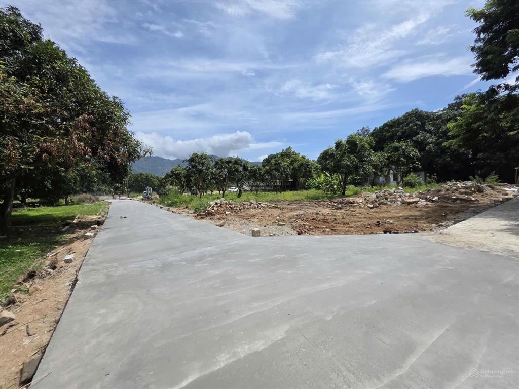 Cam hòa, phía đầm thủy triều, gần sông chỉ 900 tr có thổ cư khu dân cư giữ lại ngoài quy hoạch vin