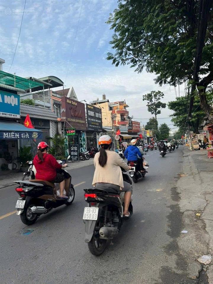 Mặt tiền đường nguyễn văn quá, phường đông hưng thuận, q12 dt 4 x 36m giá bán 12ty900tr
