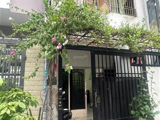 Nhà chính chủ gửi cần bán gấp thuộc phường đông hưng thuận, q12, dt 4 x 15m đúc 1 tấm