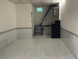 Nhà chính chủ gủi cần bán gấp thuộc phường đông hung thuận q12 dt 3,2 x 7,5m gác suốt giá2ty350tr