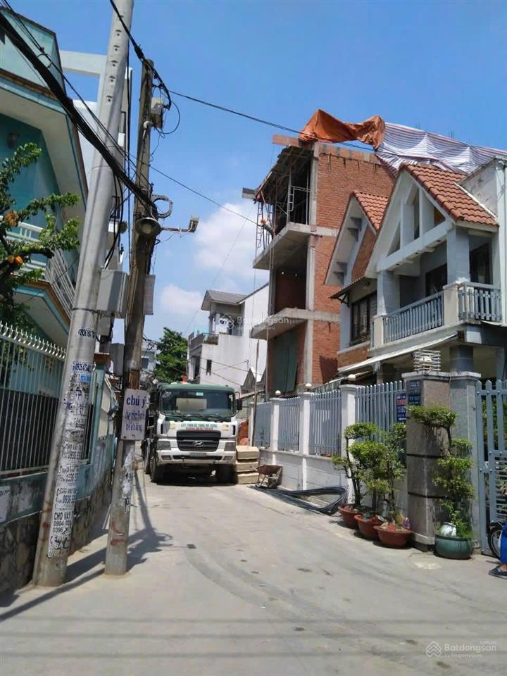 Nhà chính chủ gủi cần bán gấp thuộc phường 14 gò vấp dt 5 x 16m đúc 3,5 tấm giá 10ty500tr