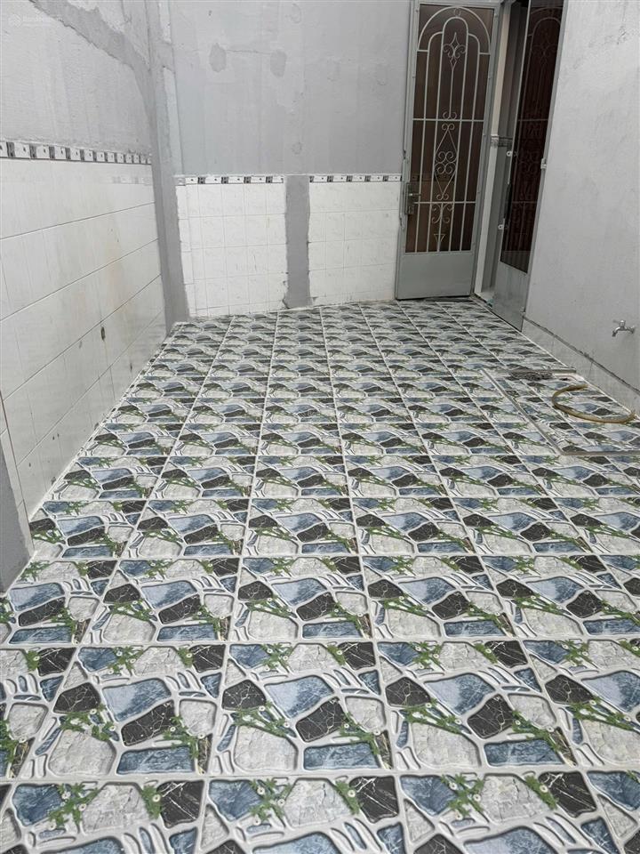 Nhà đẹp cần bán gấp thuộc phường đông hưng thuận q12 dt 4 x 22m gác lửng giá bán 4,2 tỷ