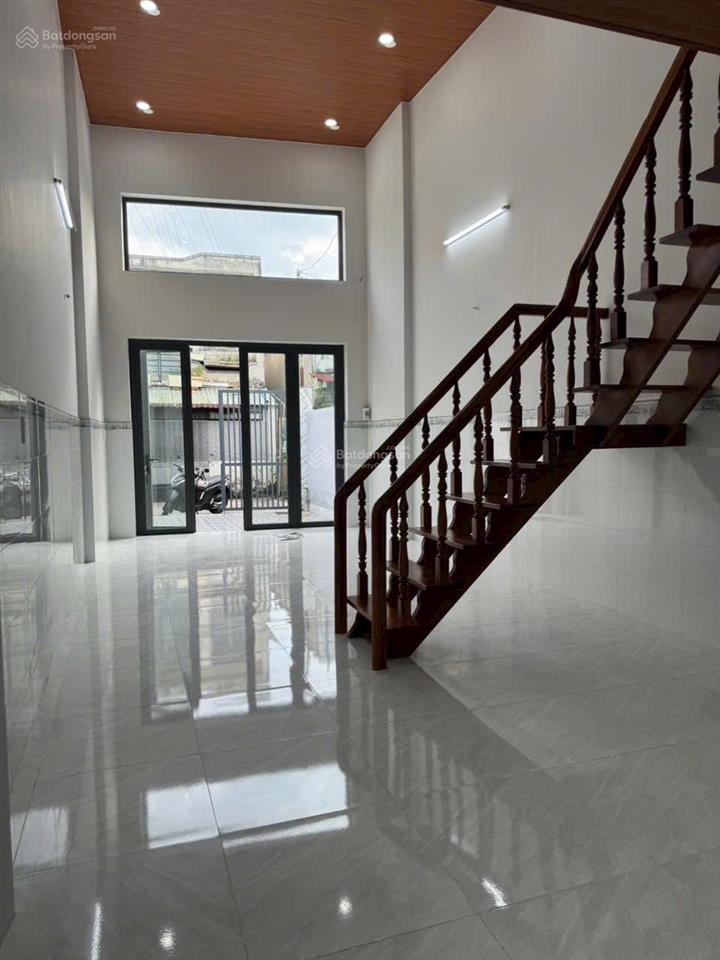 Nhà đẹp cần bán gấp thuộc phường đông hưng thuận q12 dt 4 x 22m gác lửng giá bán 4,2 tỷ