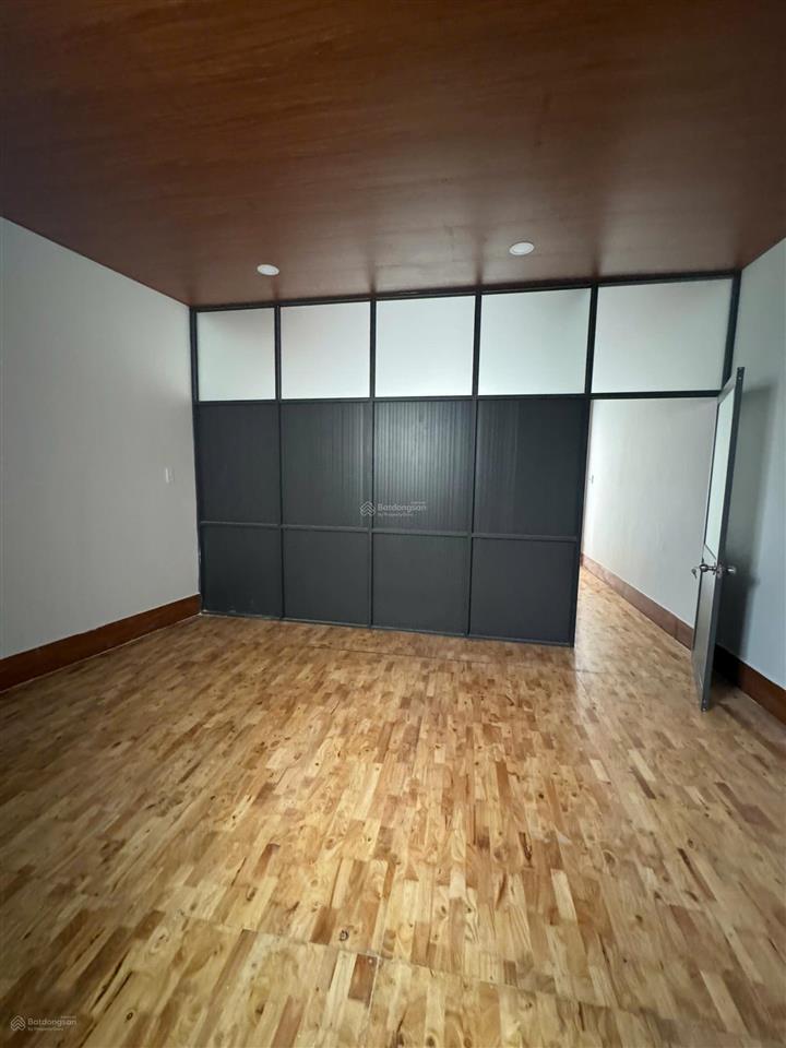Nhà đẹp cần bán gấp thuộc phường đông hưng thuận q12 dt 4 x 22m gác lửng giá bán 4,2 tỷ