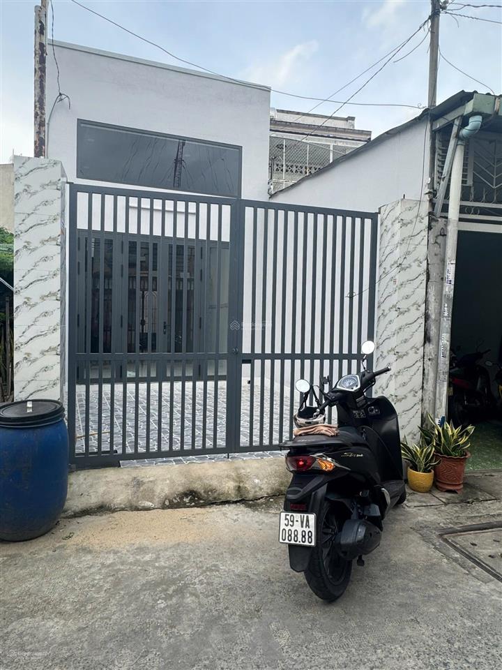 Nhà đẹp cần bán gấp thuộc phường đông hưng thuận q12 dt 4 x 22m gác lửng giá bán 4,2 tỷ