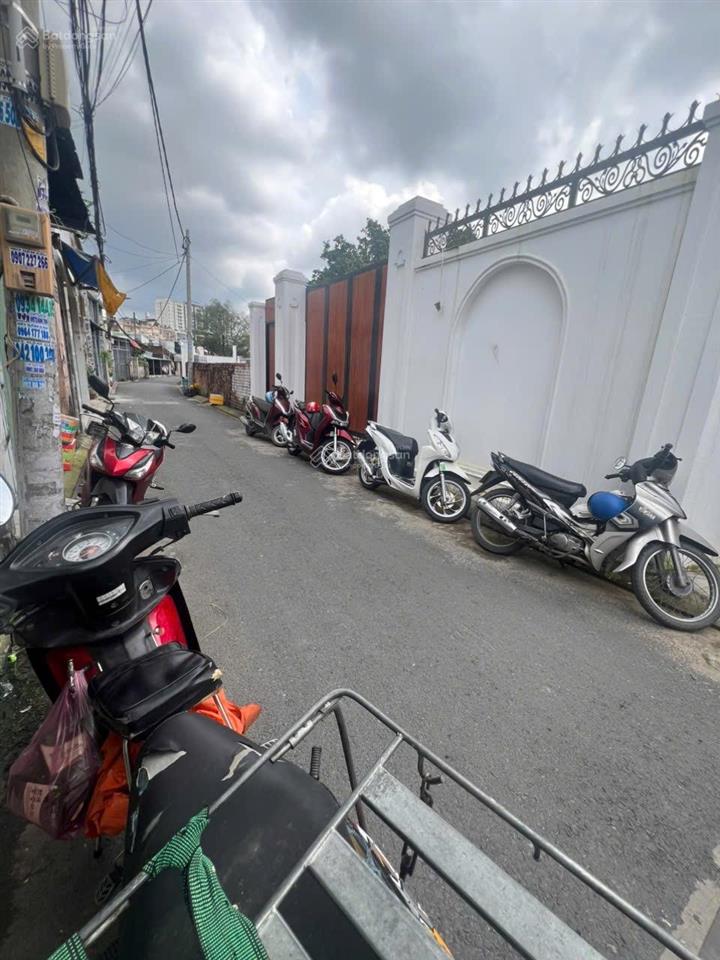 Nhà chính chủ gủi cần bán gấp thuộc phường tân chánh hiệp q12 dt 4 x 19m đúc 3 tấm giá 6ty450tr