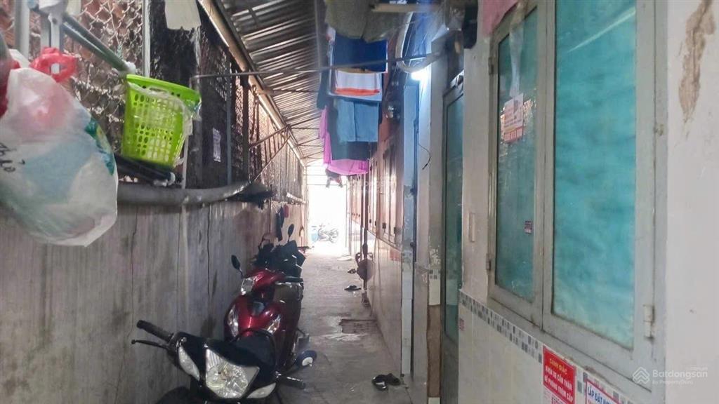 Bán dãy trọ 8 phòng thu nhập 15 triệu/tháng diện tích đất 175m2