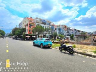 Bán đất mặt tiền đường 447b giá 7.250 tỷ