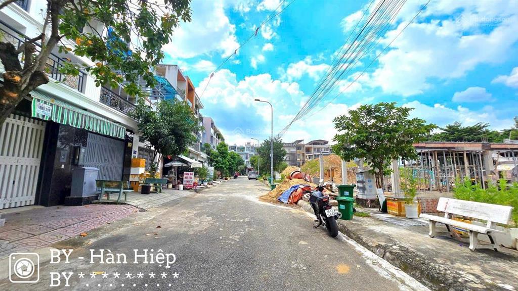 Bán đất mặt tiền đường 447b giá 7.250 tỷ