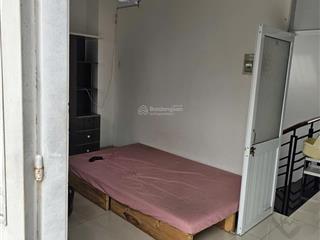 Cho thuê phòng diện tích 40m2 có ban công trước và sau giá 5 triệu/tháng