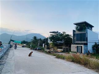 Bán đất cực đẹp , mặt tiền liên hoa vĩnh ngọc , lô đẹp , giá cực tốt .   0905 211 ***