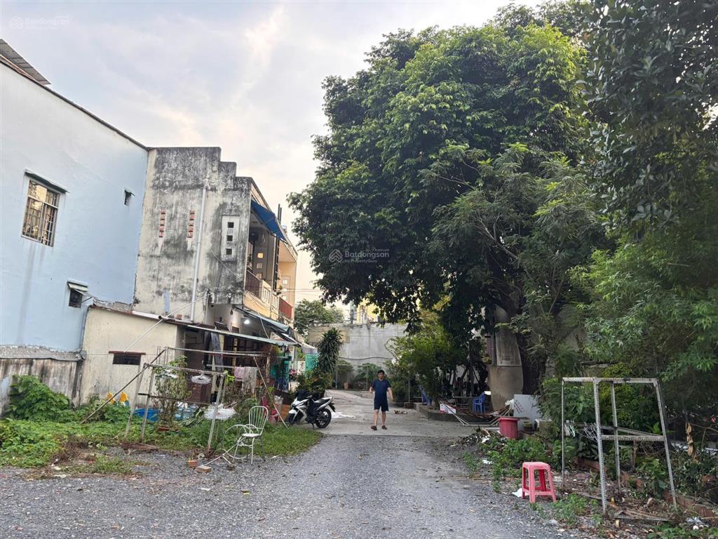 Cần bán đất 192m2 thoại ngọc hầu p.phú thọ hoà q,tân phú